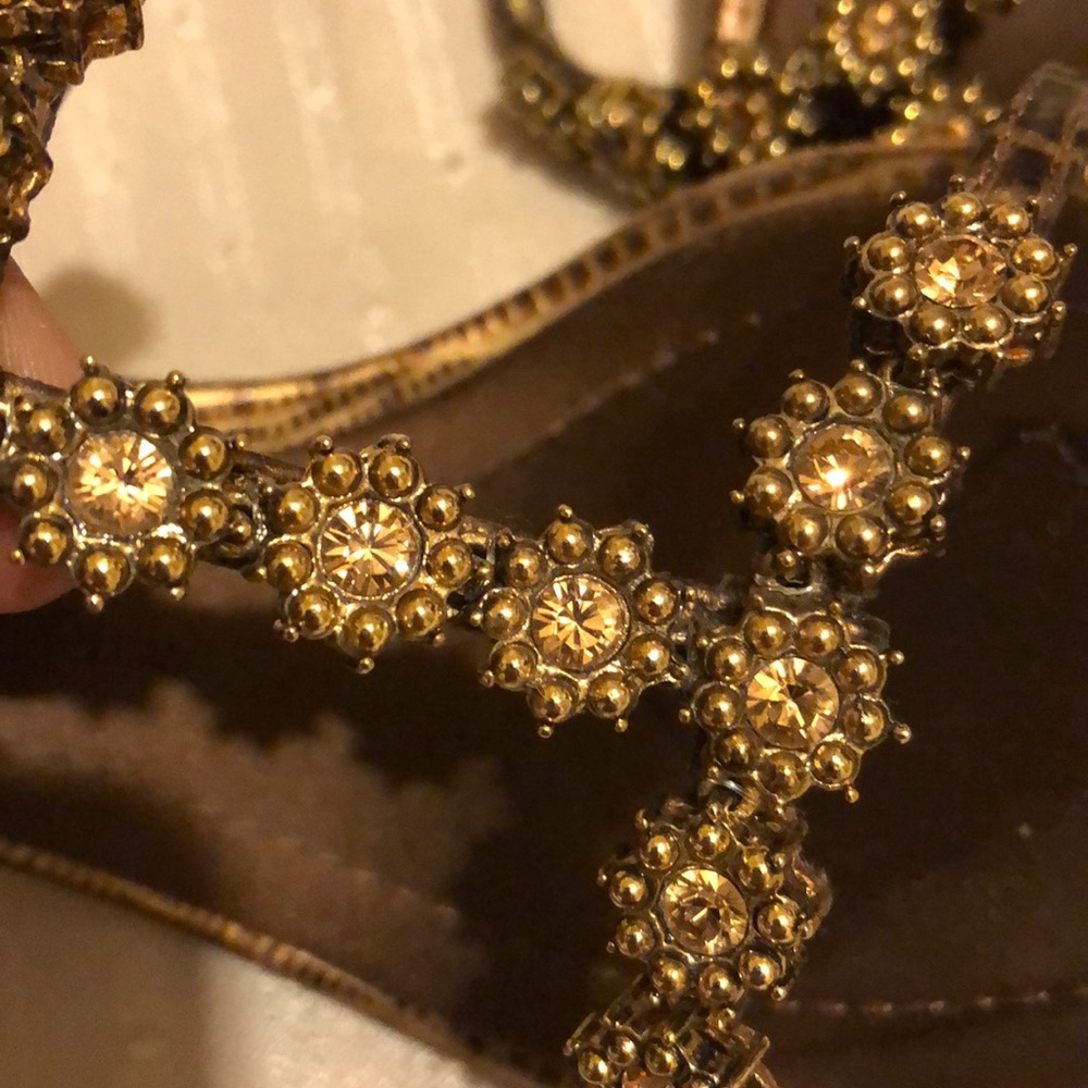 Shoes - Picture 4 of 8